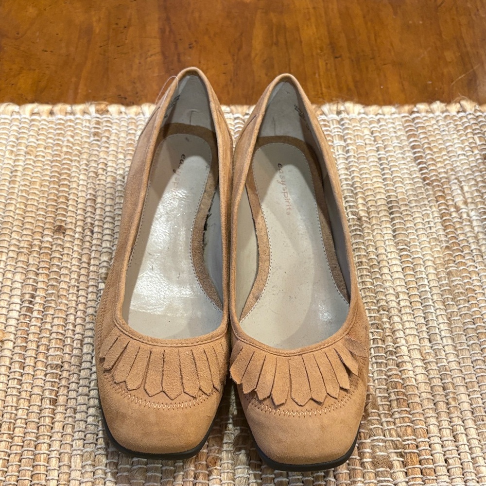 Easy Spirit Tan Suede Loafers